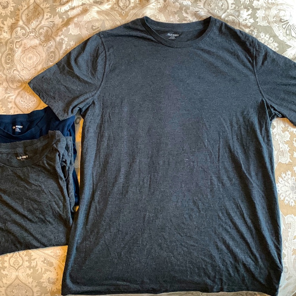 Old Navy mens soft wash tee shirts
